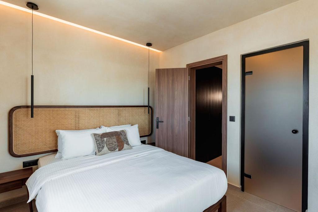 الشقق الفندقية Agios Georgios في  Peranosa The Residency المظهر الخارجي الصورة