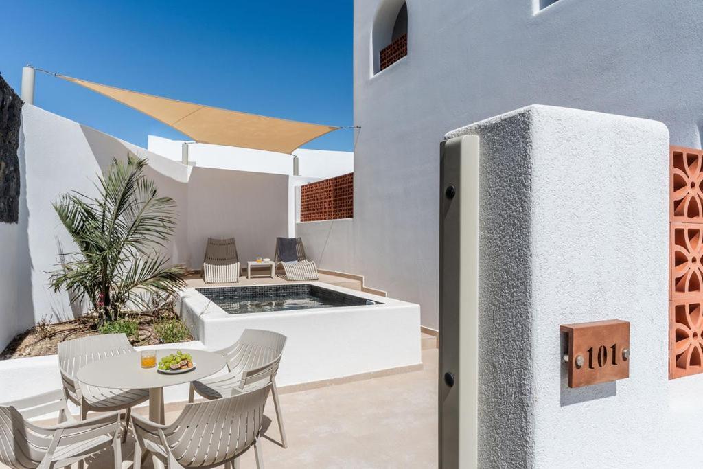 الشقق الفندقية Agios Georgios في  Peranosa The Residency المظهر الخارجي الصورة