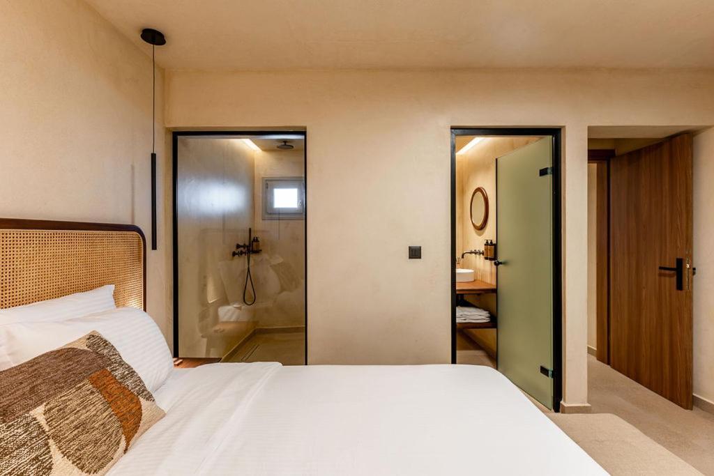 الشقق الفندقية Agios Georgios في  Peranosa The Residency المظهر الخارجي الصورة