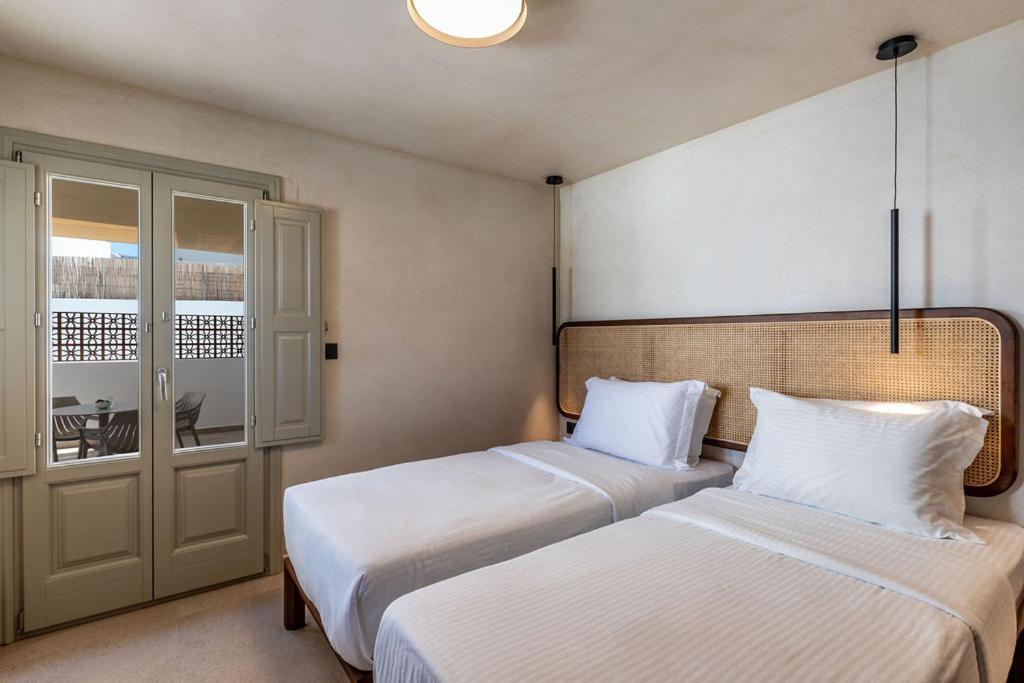 الشقق الفندقية Agios Georgios في  Peranosa The Residency المظهر الخارجي الصورة